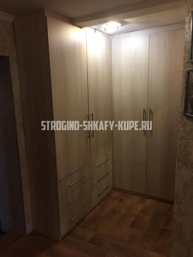 Шкафы угловые Строгино